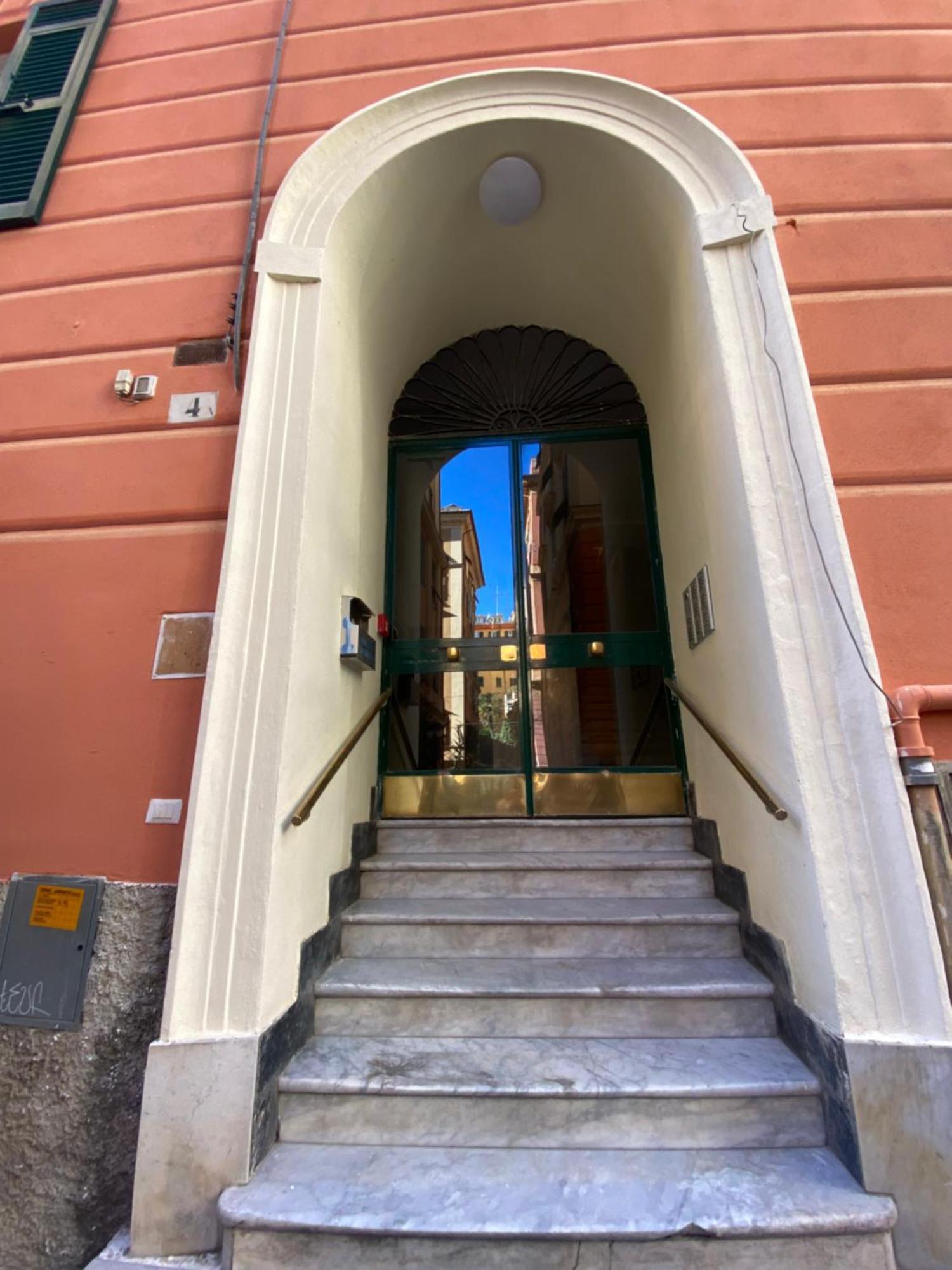 Artroom In Appartment Genoa Luaran gambar